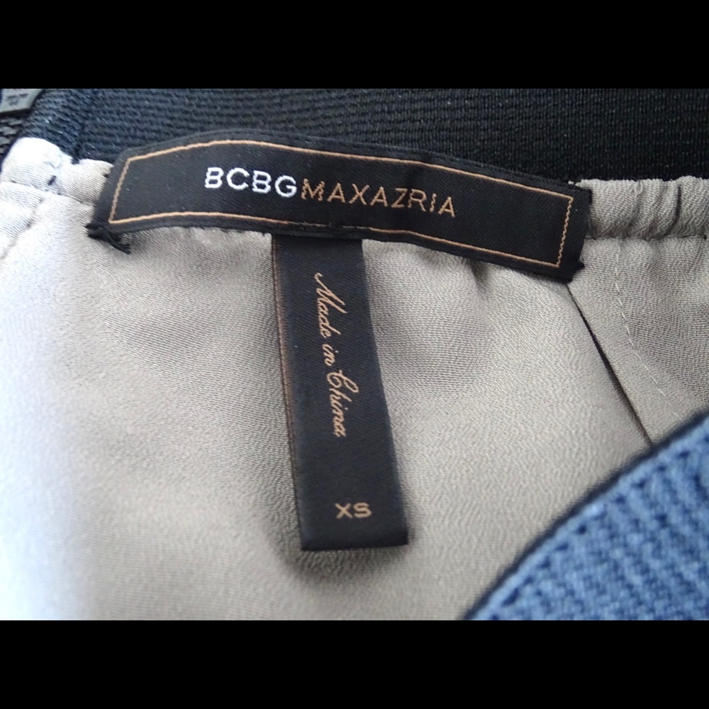 NWOT BCBG Size XS skirt - Picture 3 of 4